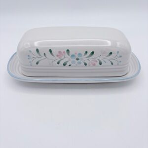 Vintage Fascino Stoneware Floral Butter Dish With Lid 7 3/4 inch